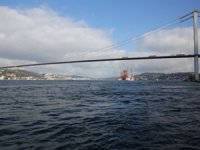 İstanbul Boğazı çift yönlü gemi geçişlerine açıldı