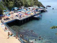 Tatilcilerin yeni gözde plajı: Konserve Koyu