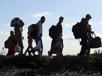 Midilli Adası'na geçmeye hazırlanan göçmenler yakalandı