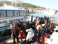 Çeşme açıklarında 183 kaçak göçmen yakalandı