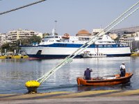 Yunanistan'da denizciler greve gitti, seferler durdu