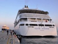 Kuşadası Egeports Limanı'na kruvaziyer akını sürüyor