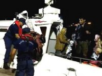 Çeşme’de 57 kaçak göçmen kurtarıldı