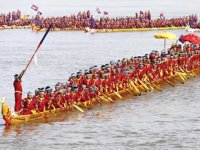 Dünyanın en uzun dragon teknesi Kamboçya'da bulunuyor