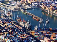 Ekim ayında ihracat arttı, ithalat azaldı