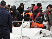 Sahil Güvenlik, 500 kaçak göçmen yakaladı
