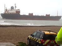 ‘Kuzma Minin’ isimli Rus kargo gemisi İngiltere’de karaya oturdu