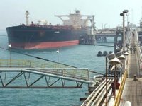 İran, 3 milyon varil petrolü 'borsa'da satacak