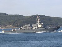‘USS Donald Cook’ isimli savaş gemisi, Boğaz’dan geçti