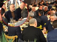 Yeşilyurt Limanı'nda iş ortakları, kahvaltıda bir araya geldi