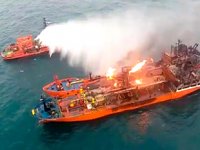 Kerç Boğazı'nda kurtarılan 8 Türk denizci Türkiye’ye gönderildi