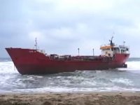 ‘Salim’ isimli gemi, Kıbrıs’ta karaya oturdu