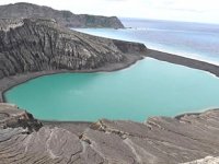 Dünyanın en yeni adasında hayat belirtileri görüldü