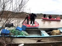 Balıkesir’de kayıp balıkçının teknesine ulaşıldı