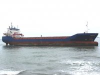 Kandıra'da karaya oturan ‘FEHN LYRA’ isimli kargo gemisi kurtarıldı