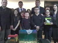 Trabzon'da öğrencilere akvaryum ve balık dağıtıldı