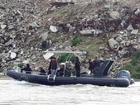 Türk dalgıçlar, Musul’da arama kurtarma çalışmalarını sürdürüyor