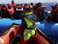 Sea Eye, Akdeniz’de 64 düzensiz göçmeni kurtardı