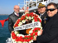 Çanakkale'de Dumlupınar Denizaltısı şehitleri anıldı