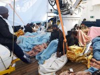 ‘Alan Kurdi’ gemisi, 64 göçmenle günlerdir denizde bekletiliyor