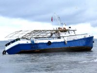 'Varyag' isimli tekne karaya oturdu, araziye dağılan 51 göçmen yakalandı