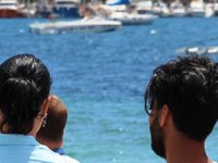 Bodrum’da düzensiz göçmenleri taşıyan tekne battı