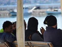 Ayvalık’ta 26 düzensiz göçmen yakalandı