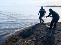 Van Gölü'nde 120 metre misina ağı ve 150 kilo canlı balık ele geçirildi