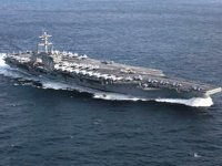 İran, ABD'nin uçak gemisi gözdağına tepki gösterdi