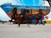 ‘Barca Nostra’ isimli tekne, Venedik Bienali'nde sergileniyor