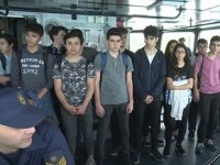 Öğrenciler, ‘Güven Gemisi’ ile Boğaz turu yaptı