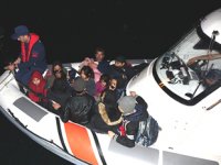 Ayvacık’ta 29 düzensiz göçmen yakalandı