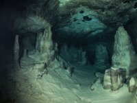 Hatay'da su altı mağarası keşfedildi