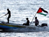 İsrail Gazze'de balık avlama mesafesini 6 mile düşürdü