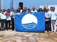 Kuşadası’nın 2019 yılı ‘Mavi Bayrak’ları dalgalanmaya başladı