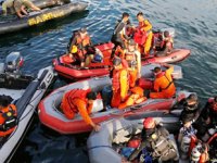 Endonezya'da tekne battı: 15 ölü