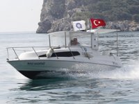 Antalya Körfezi’nde 7 gün 24 saat deniz suyu denetimleri yapılıyor