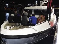 Kuşadası Körfezi’nde 40 düzensiz göçmen yakalandı