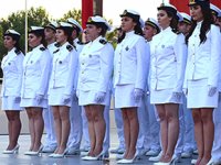 DEÜ Denizcilik Fakültesi’nden 157 öğrenci mezun oldu
