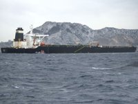 Cebelitarık’ta el konulan İran tankerinin kaptanları tutuklandı