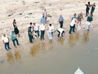 Manisa'daki baraj gölü ve göletlere 100 bin adet balık bırakıldı