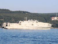 ‘USNS Yuma’ isimli yüksek hızlı transfer gemisi, Çanakkale Boğazı'ndan geçti