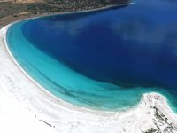 Salda Gölü’ne yapılacak Millet Bahçesi ihalesinin iptali için dava açıldı