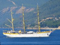 Mircea isimli Romanya askeri okul gemisi, Çanakkale Boğazı'ndan geçti