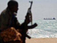 ‘Marmalita’ isimli kargo gemisine saldıran deniz haydutları 8 denizciyi kaçırdı