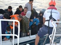 Ayvalık’ta 22 düzensiz göçmen yakalandı