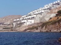 Bodrum'daki kaçak yapıların yıkımı sürüyor
