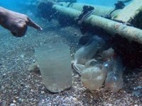 Antalya'da denizin dibi çöplüğe döndü