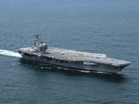 Bir haftada aynı uçak gemisinde görev yapan üç denizci intihar etti