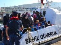 İzmir'de 720 düzensiz göçmen yakalandı